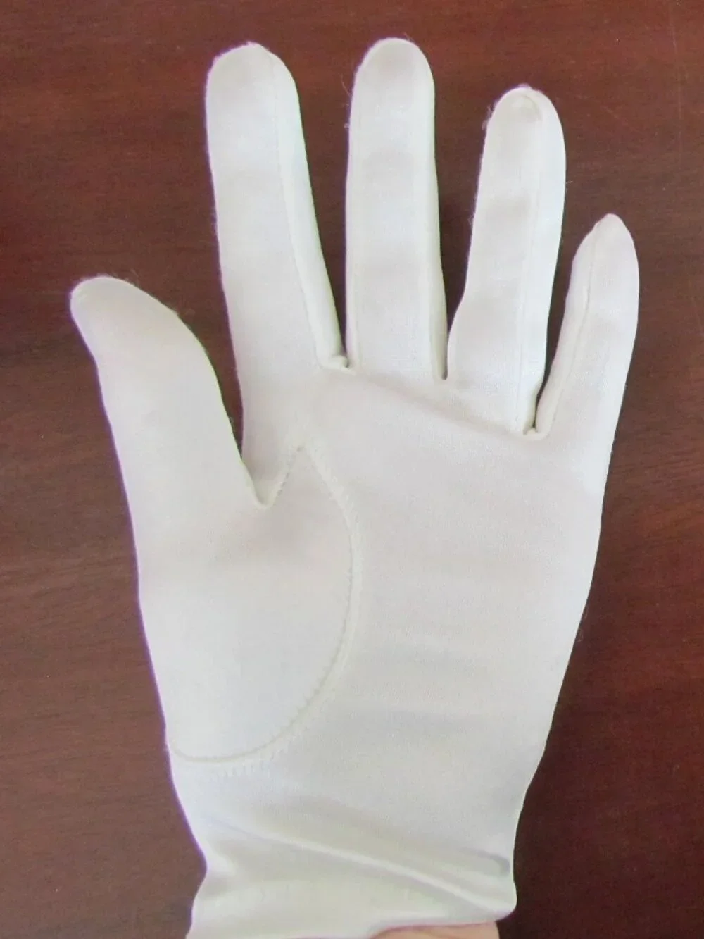 WHITE GLOVES, WOMEN'S S -M, SHINY, STRETCHY, PERFECT FIT; WEDDING, TEA PARTY EUC